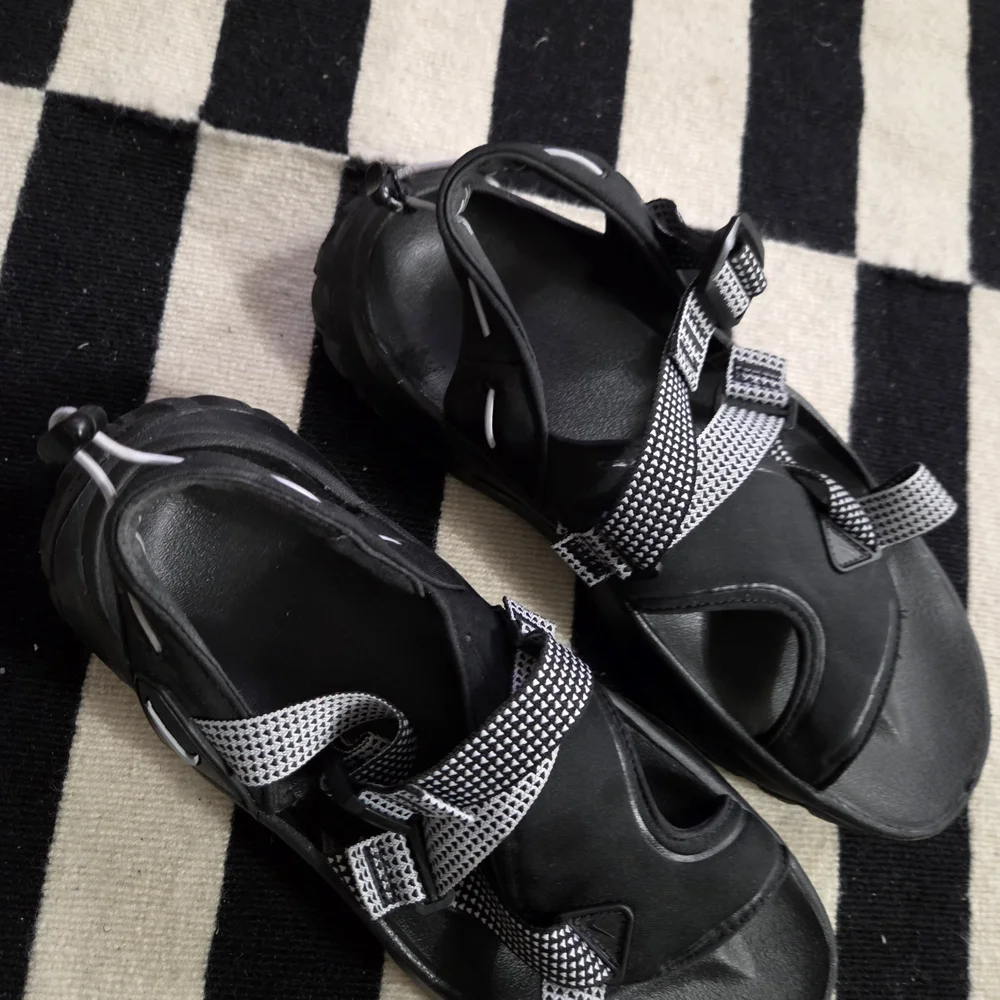 Nike Black‎ and Gray Outdoor Sport Sandals